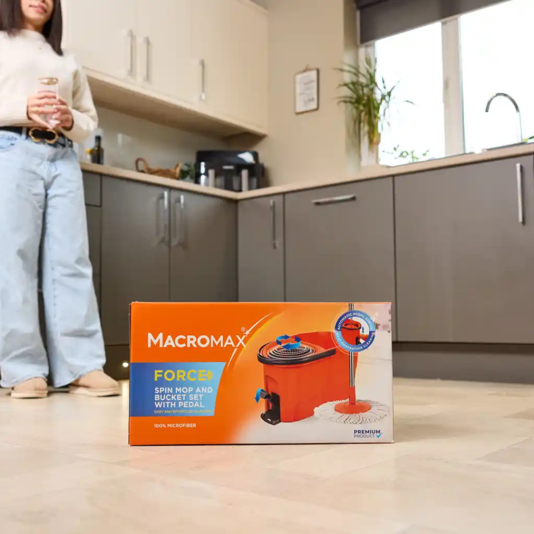 MACROMAX FORCE SPIN MOP AND BUCKET SET With Pedal – 360° Microfibre Cleaning System
