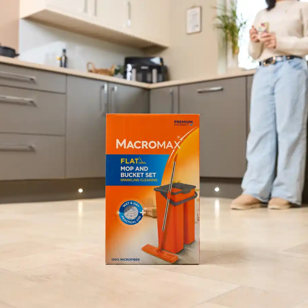 MACROMAX FLAT MOP AND BUCKET SET + FLAT MOP REFILL with 100% Microfibre for Wet & Dry Use